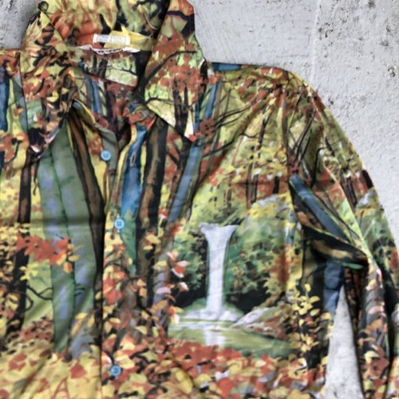 Vintage Nik Nik button down - Picture 2 of 5